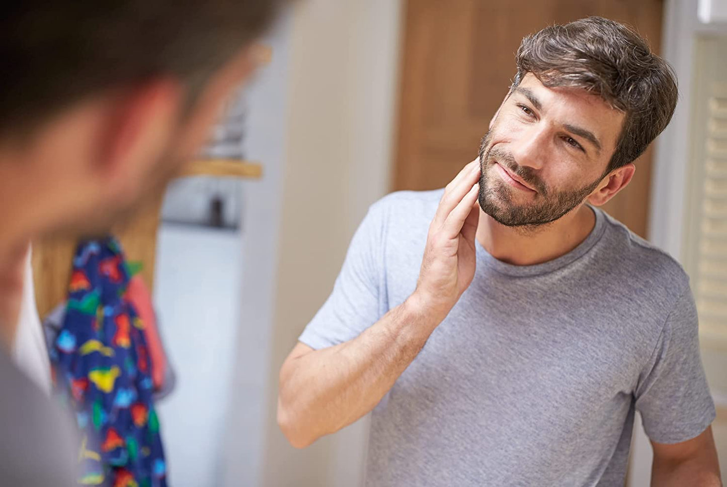 Philips Norelco Multi-groomer All-in-One Trimmer Series 3000, 13 Piece Men's Grooming Kit ll MG3750/60